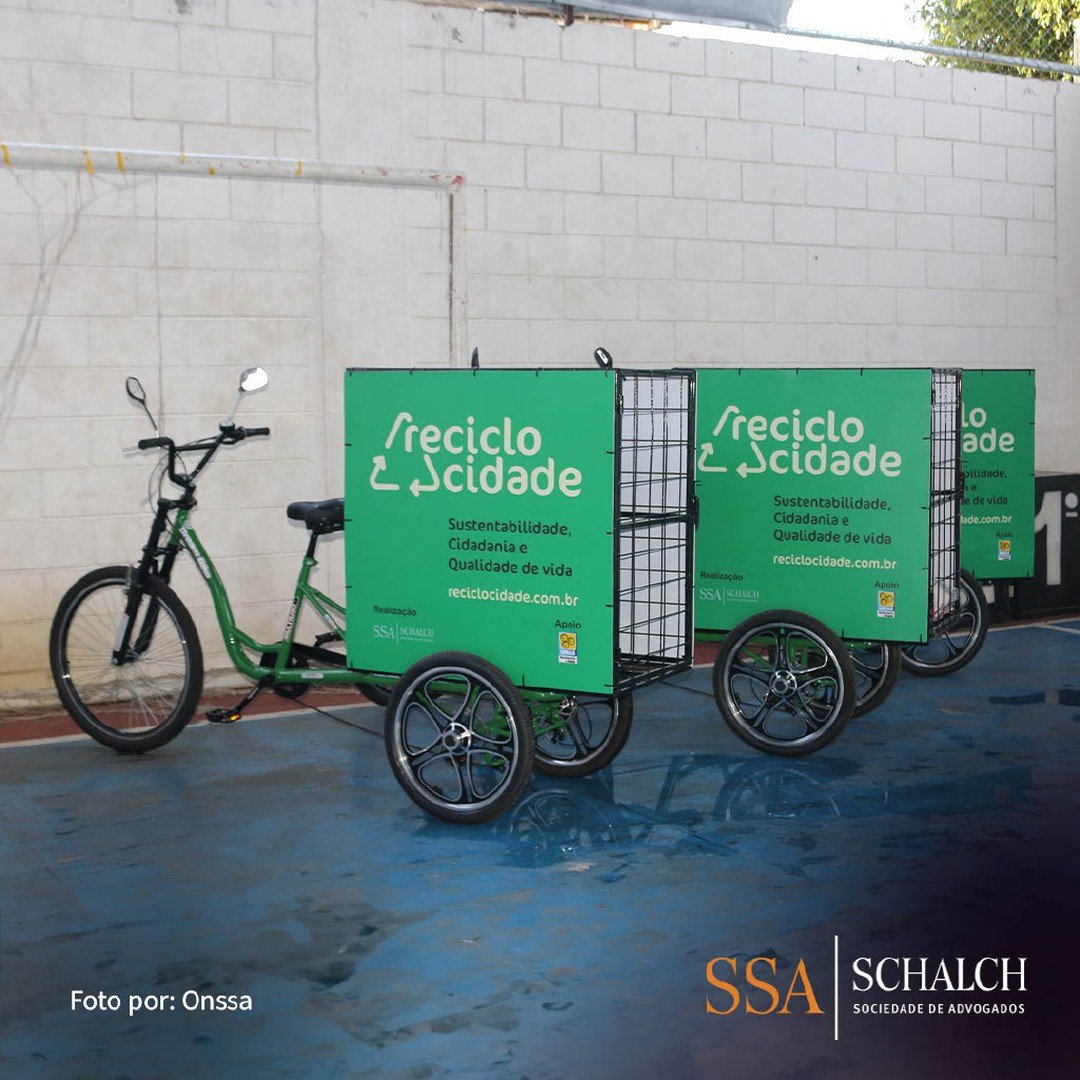 Frota de triciclos adaptados